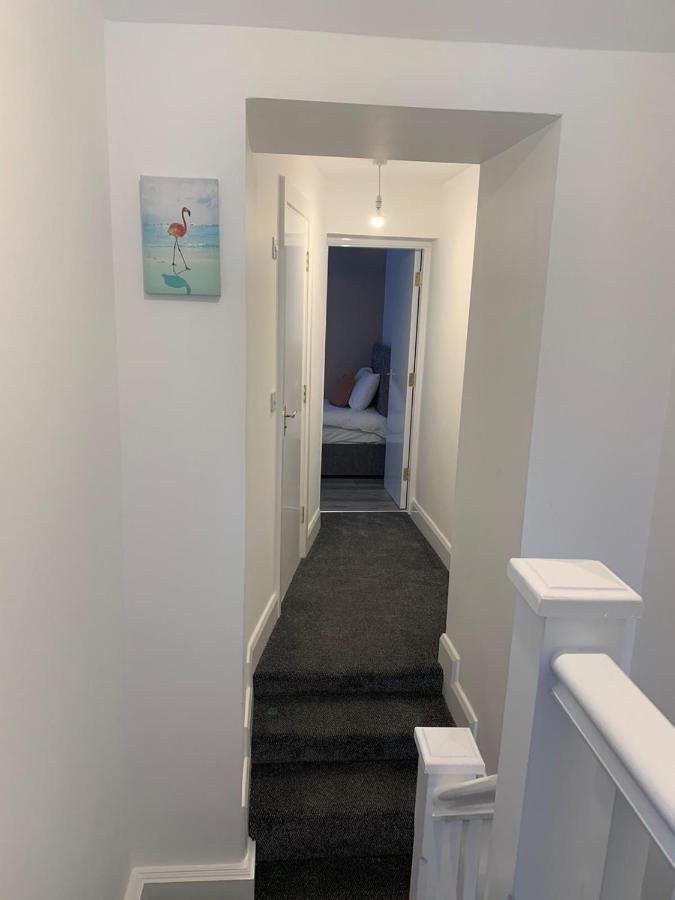 Eyre Square Lane Budget Rooms Galway Buitenkant foto