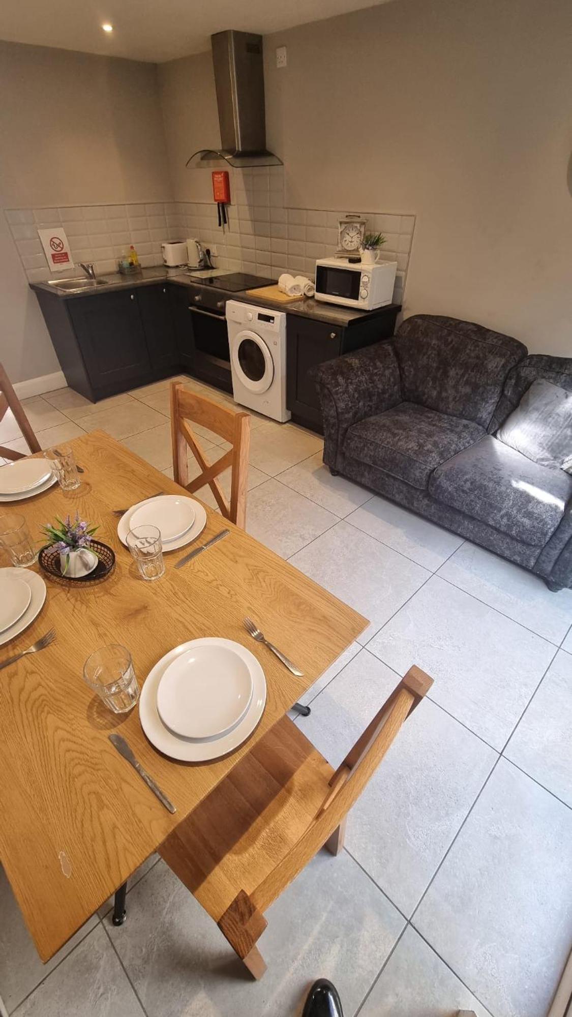 Eyre Square Lane Budget Rooms Galway Buitenkant foto